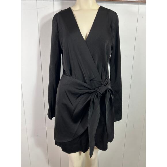 WAYF LONG SLEEVE WRAP DRESS with Mini tulip skirt. In black. Size S. NWOT - Picture 2 of 6